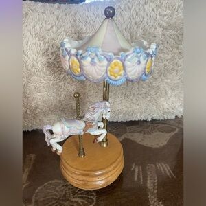 Willetts Music Box With Carousel Horse